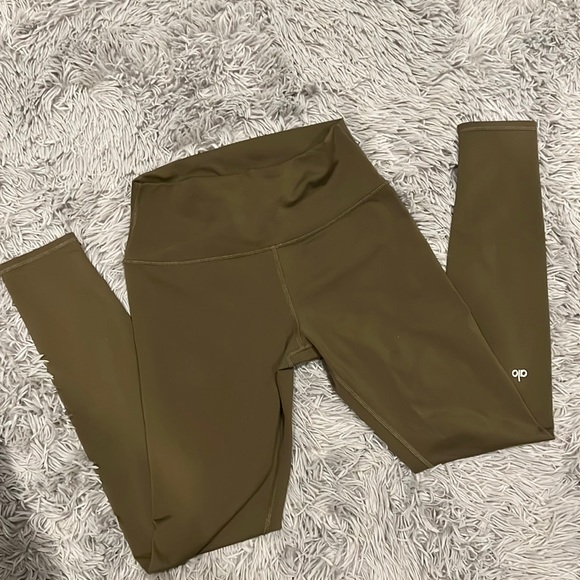 ALO Yoga Pants - Alo Leggings